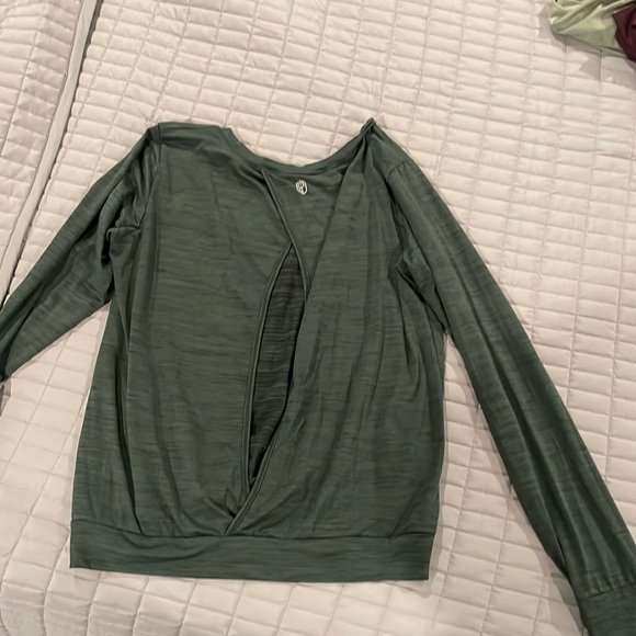 Born Primitve - Picture 1 of 4